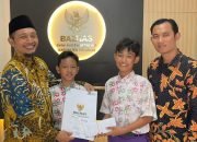 Siswa SDN Candi Sidoarjo Kirim ‘Pelukan’ Kemanusiaan untuk Penyintas Bencana Sumatera Melalui BAZNAS