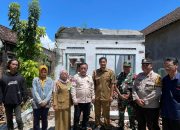 Di Balik Puing Bakungtemenggungan: Merajut Kembali Atap yang Runtuh Melalui Gotong Royong