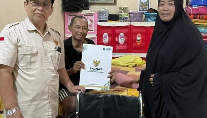 Kursi Roda untuk Pak Faris: BAZNAS Sidoarjo Hadirkan Mobilitas bagi Korban Kecelakaan di Tanggulangin