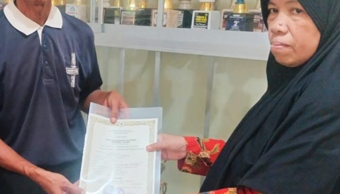 Asa di Balik Selembar Ijazah: BAZNAS Sidoarjo Tebus Harapan Anak Penjual Bakso Keliling