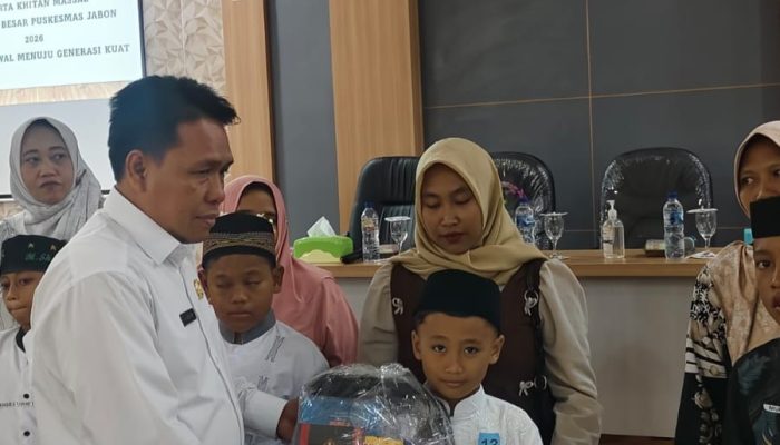 Sinergi Kemanusiaan: BAZNAS Sidoarjo Hadir dalam Khitan Massal di Puskesmas Jabon