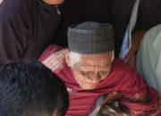Jejak Kasih di Kedungpeluk: BAZNAS Sidoarjo Hadirkan Harapan Lewat Kursi Roda untuk Bapak Sutikno