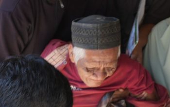 Jejak Kasih di Kedungpeluk: BAZNAS Sidoarjo Hadirkan Harapan Lewat Kursi Roda untuk Bapak Sutikno