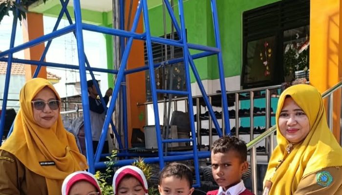 Dari Ruang Kelas ke Ujung Timur Indonesia: Keluarga Besar  SDN Gilang 1 Taman Himpun Jutaan Rupiah untuk Penyintas Gempa NTT
