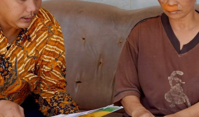 Menyalakan Pelita di Ujung Senja: Ketika Uluran Tangan Mengubah Sunyi Menjadi Asa