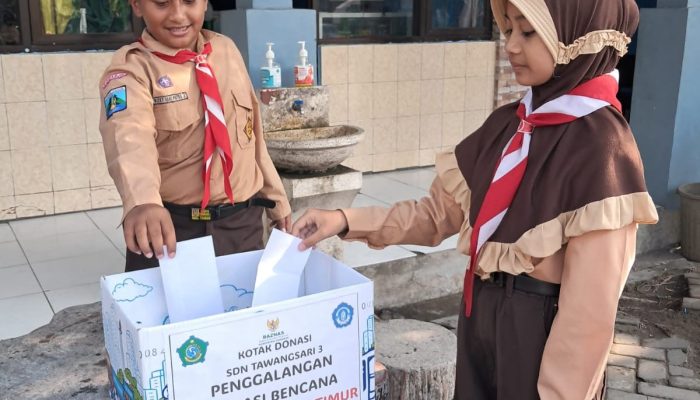 Cinta Rasul dalam Aksi Nyata: Gelombang Solidaritas SDN Tawangsari 3 Taman Kumpulkan Donasi untuk Penyintas Gempa NTT