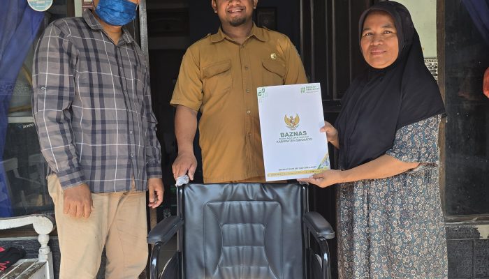 Kursi Roda BAZNAS Sidoarjo: Menghidupkan Asa, Merajut Senyum di Tengah Badai Ekonomi