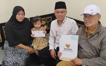 Merajut Asa di Usia Senja: BAZNAS Sidoarjo Salurkan Bantuan Biaya Hidup