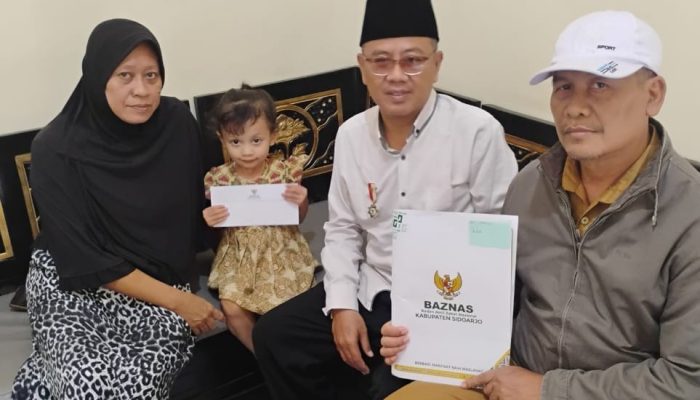 Merajut Asa di Usia Senja: BAZNAS Sidoarjo Salurkan Bantuan Biaya Hidup